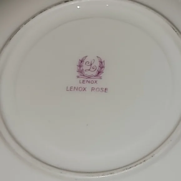 1930s REAR LENOX ROSE 20 PIECES Dinnerware Set WITH PURPLE LENOX STAMPED REAR - Picture 8 of 14